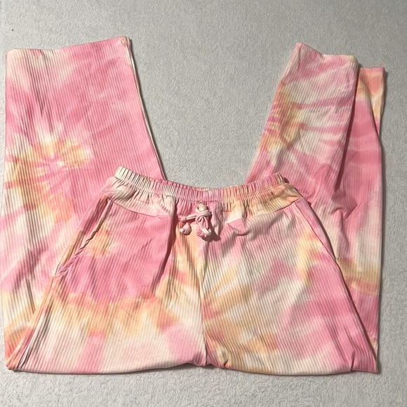 NWOT Beach Break  Sz Xs  wide leg pants.     Bin 6 - Picture 2 of 6